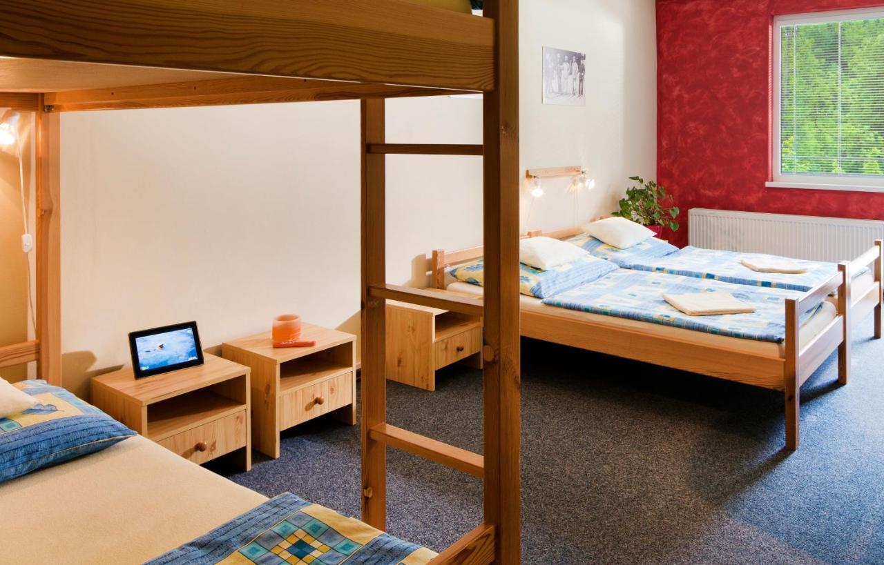 Penzion Acrobat Park Stity Екстер'єр фото
